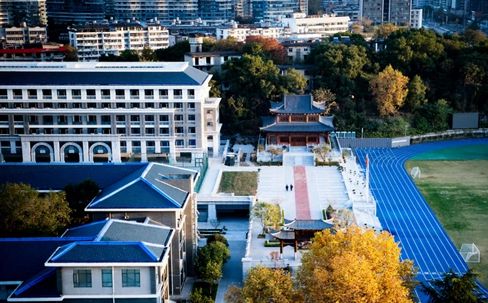 湖北省武昌实验中学是公立还是私立 是重点中学吗？