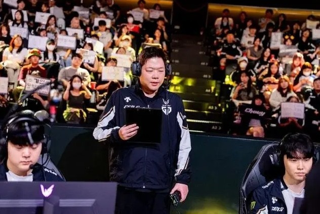 KIM监督：想放OP英雄进行应对；Chovy无论何时都会表现出色