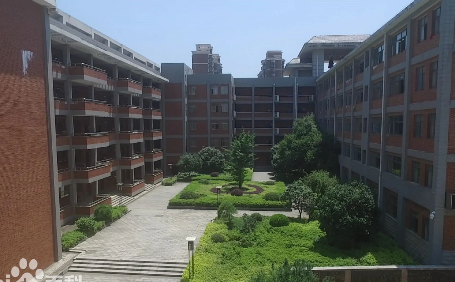 长沙市明德中学校区在哪 在什么区？