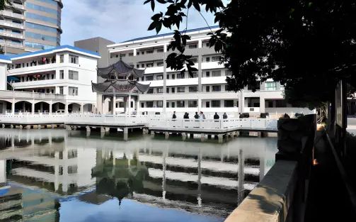 长沙市明德华兴中学在长沙的排名第几 属于什么档次？