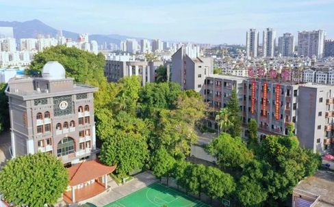 福建省福州第二中学校区在哪_在哪个区？