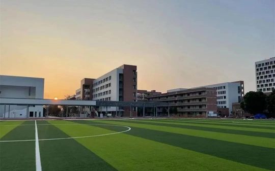 厦门市内厝中学校区在哪 在哪个区？