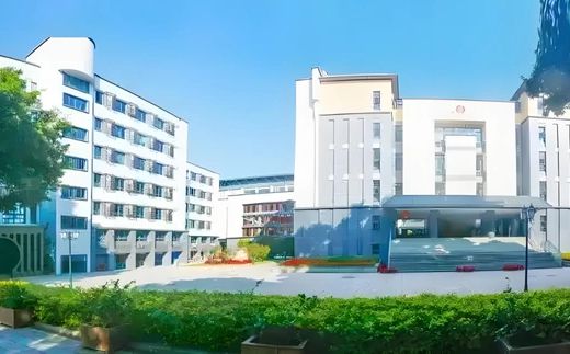 福建省福州第二中学简介概况（建校历史、地址、师资、校训、环境）