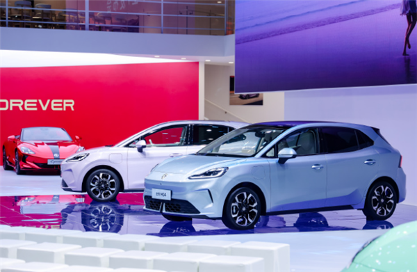 限时6.58万元起!全新MG4正式上市 承诺自燃就赔一辆新车