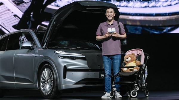 李斌:用户不买蔚来车 30-40%的原因是怕蔚来倒闭