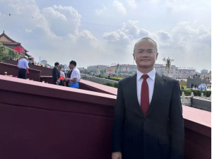 受阅方队里有美团员工！王兴与16名骑手受邀观礼阅兵