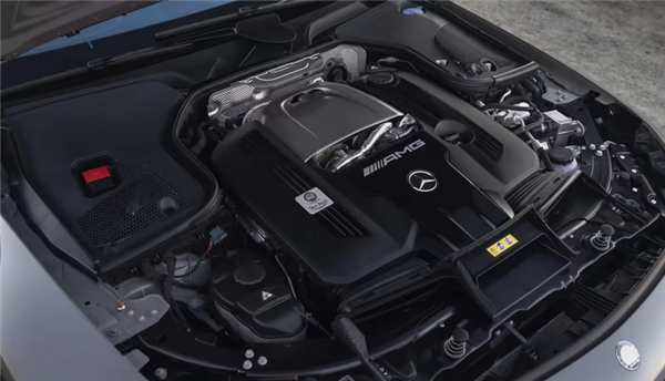 世界需要大排量!梅赛德斯-AMG已研发全新八缸发动机