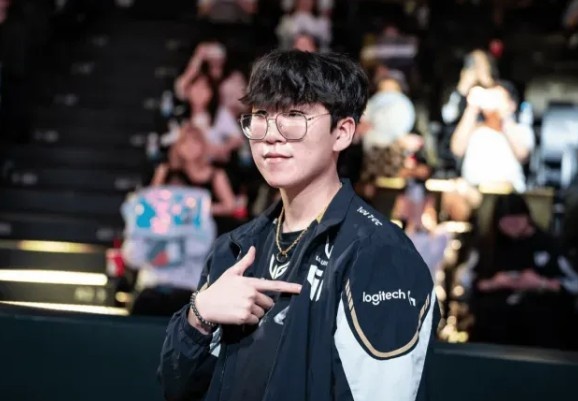 Ruler：被评价为史一下之一很骄傲；LPL初五杀最记忆深刻