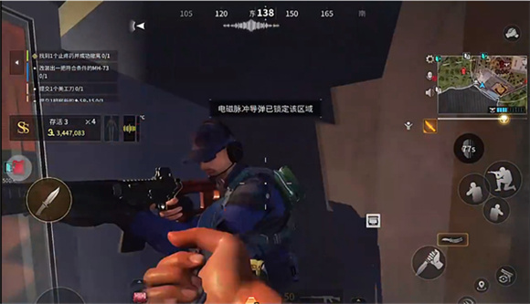 萤火突击官服贩卖机互动