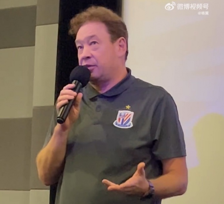 斯卢茨基：为上一场比赛失利向大家致歉 最后7场联赛定会竭尽全力