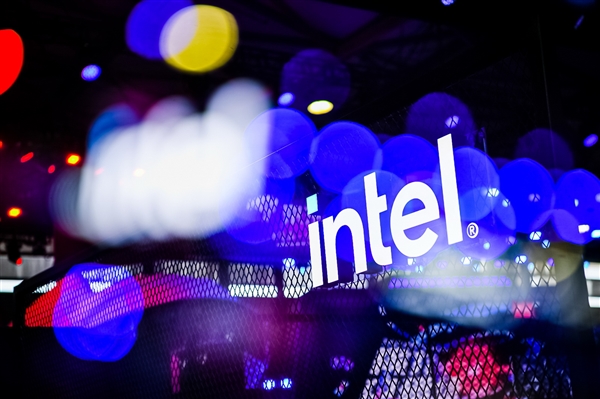 Intel宣布管理层大调整！新部门成立、30年产品首席执行官将离职