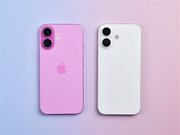 苹果发布会前 我们意外拿到了iPhone 17