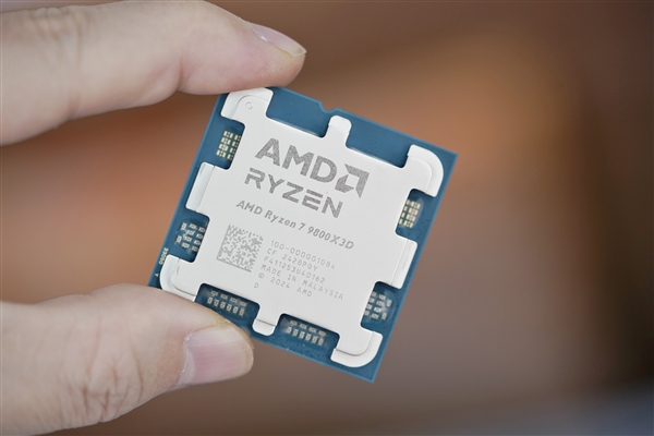 电竞选手吐槽比赛设备：除了9800X3D其他都不太行！
