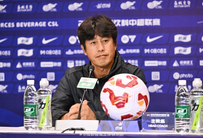 赛前新闻发布会：会全力以赴，专注打好每一场，做好当下该做的