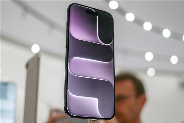 iPhone 17什么时候买最划算 AI给出最优解