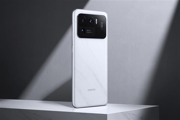 小米17 Pro系列外观首次公布：确认搭载“妙享背屏”