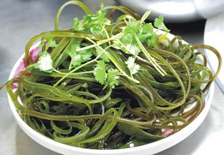 高血压前期控制血压的方法_巧吃海带根芹菜