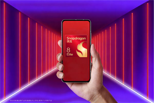小米17系列最高跑分出炉：与苹果iPhone 17 Pro势均力敌