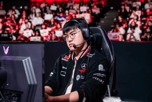 Gumayusi：原本认为可能3比0拿下，因为太多遗憾的细节导致失利