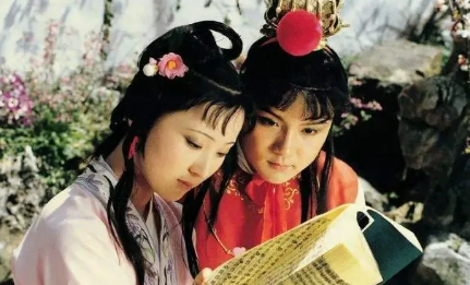 为什么贾母不再支持林黛玉与贾宝玉之间的感情了？