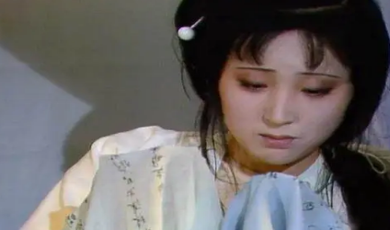 为何说王熙凤无论如何，都欠林黛玉一声对不起？