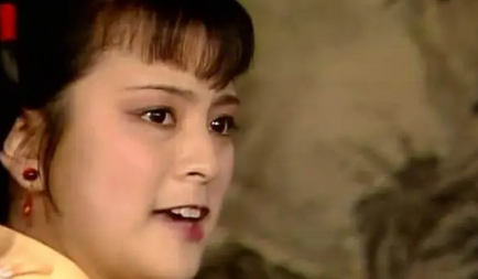 对于贾探春的一巴掌，究竟是嚣张放肆还是大快人心？