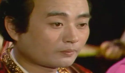 若论红楼梦中的渣男，薛蟠为什么比不过贾宝玉？