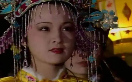 为什么说贾元春当上妃子之后，其实是害了贾府？