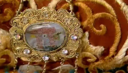 倘若贾宝玉没有衔玉而生，他还能继续沉迷温柔乡吗？