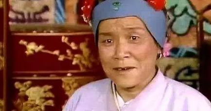 睡了贾宝玉的床，怎么就成刘姥姥二进贾府的最大收获？