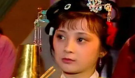 红楼梦中，尤氏为什么说贾惜春是“假人假体面”？