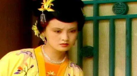 被王熙凤恨得牙痒痒的赵姨娘，为何能得尤氏的温柔以待？