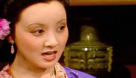 为何平儿接受贾琏的这个骂名，是对她最有利的方案？