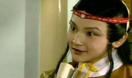 又老又聋的婆婆不能给贾宝玉助力，为何却值得奖励？