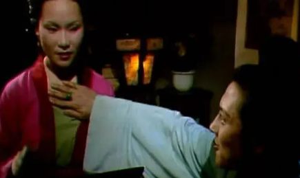 多姑娘究竟如何凭本事让王熙凤吃了一回哑巴亏？