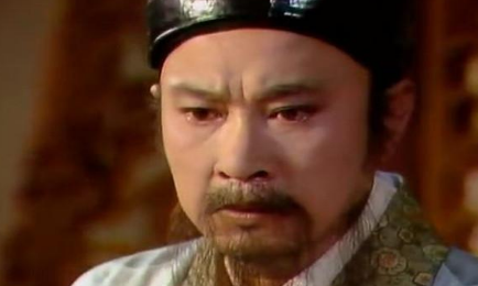 贾元春封妃后，贾宝玉的内心里为何一点波澜都没有？