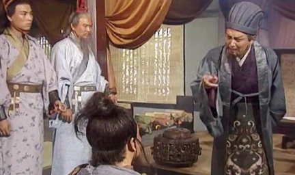 都说诸葛亮挥泪斩马谡，可马谡就真的这样无能吗？