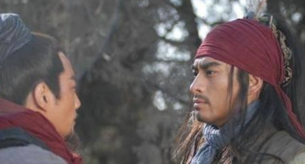 为什么说洪教头挑战林冲，有一部分是柴进的的原因？