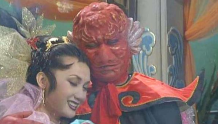 金鱼精的通天河属于车迟国，那他认识车迟国三妖吗？