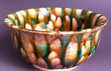 唐三彩釉光的甄别需要注意哪几个点？