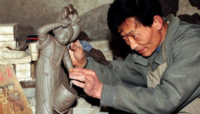 唐三彩的胚胎要怎么制作？详解其胚胎制作方法