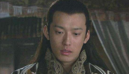 曹操争霸路上的一大失误是什么？没有及时灭了刘备