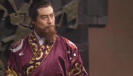 孙权和曹操、刘备相比，他有着一个怎样的缺点？