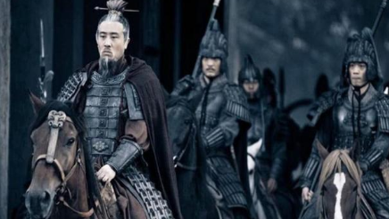 廖立的能力不如庞统？至少军事方面是远远的不如