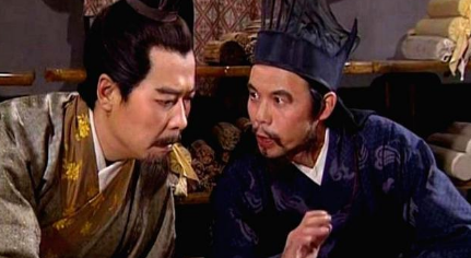 庞统给刘备说了荆州许多不足，但其目的是为了什么？