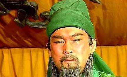 三国武将中，吕布在耐力方面能和赵云相提并论吗？