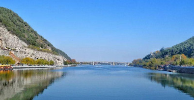 龙门石窟西山佛像为什么比东山多？详解其原因