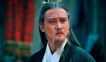 刘备发现启用许多人才的同时，他错失了哪五大人才？