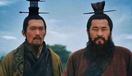 在三国的正史中，关羽斩颜良究竟又是怎么一回事？