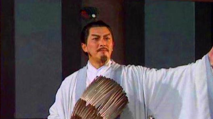 关羽率领的水军，真是诸葛亮说的那样号称精甲万人吗？